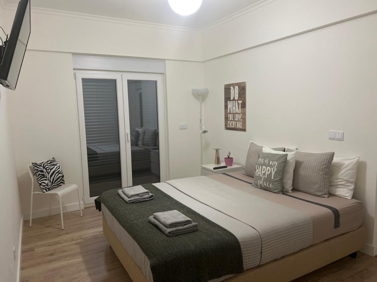 Modern Double Room With Private Balcony Монтижу Екстериор снимка